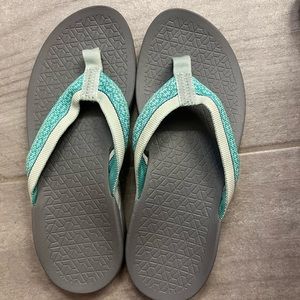 Womens flip flop